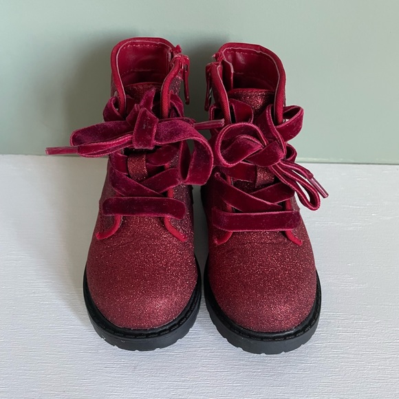 EUC Cat and Jack Size 5 Baby/Toddler Girls Red Sparkly Valentine’s Day Boots - Picture 2 of 6